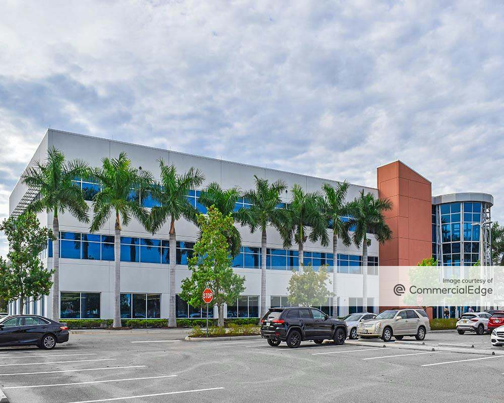 2270 Colonial Blvd, Fort Myers, FL | Office Space